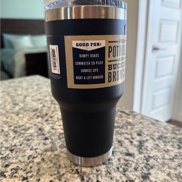 YETI Rambler 30 oz Travel Mug - Picture 3 of 5
